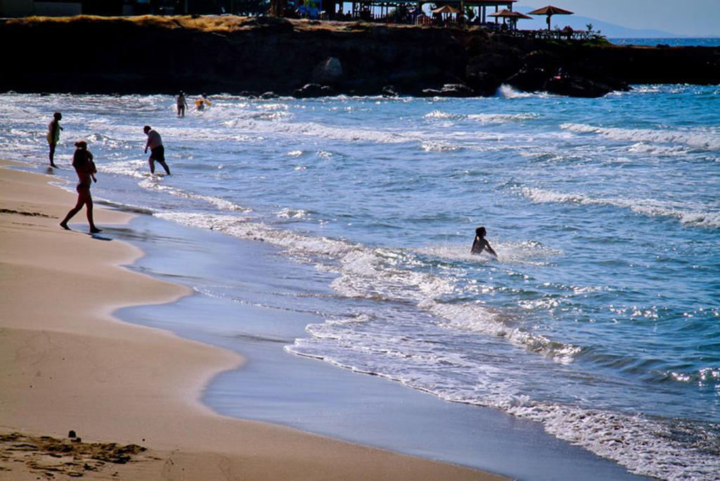 Sea View Beachfront Villa Maria Gouves Dış mekan fotoğraf