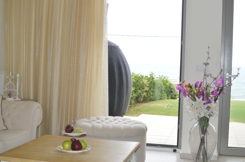 Sea View Beachfront Villa Maria Gouves Dış mekan fotoğraf